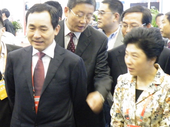 省市领导前来参观指导
